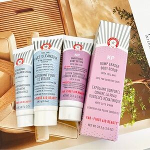 First Aid Beauty Bundle‎